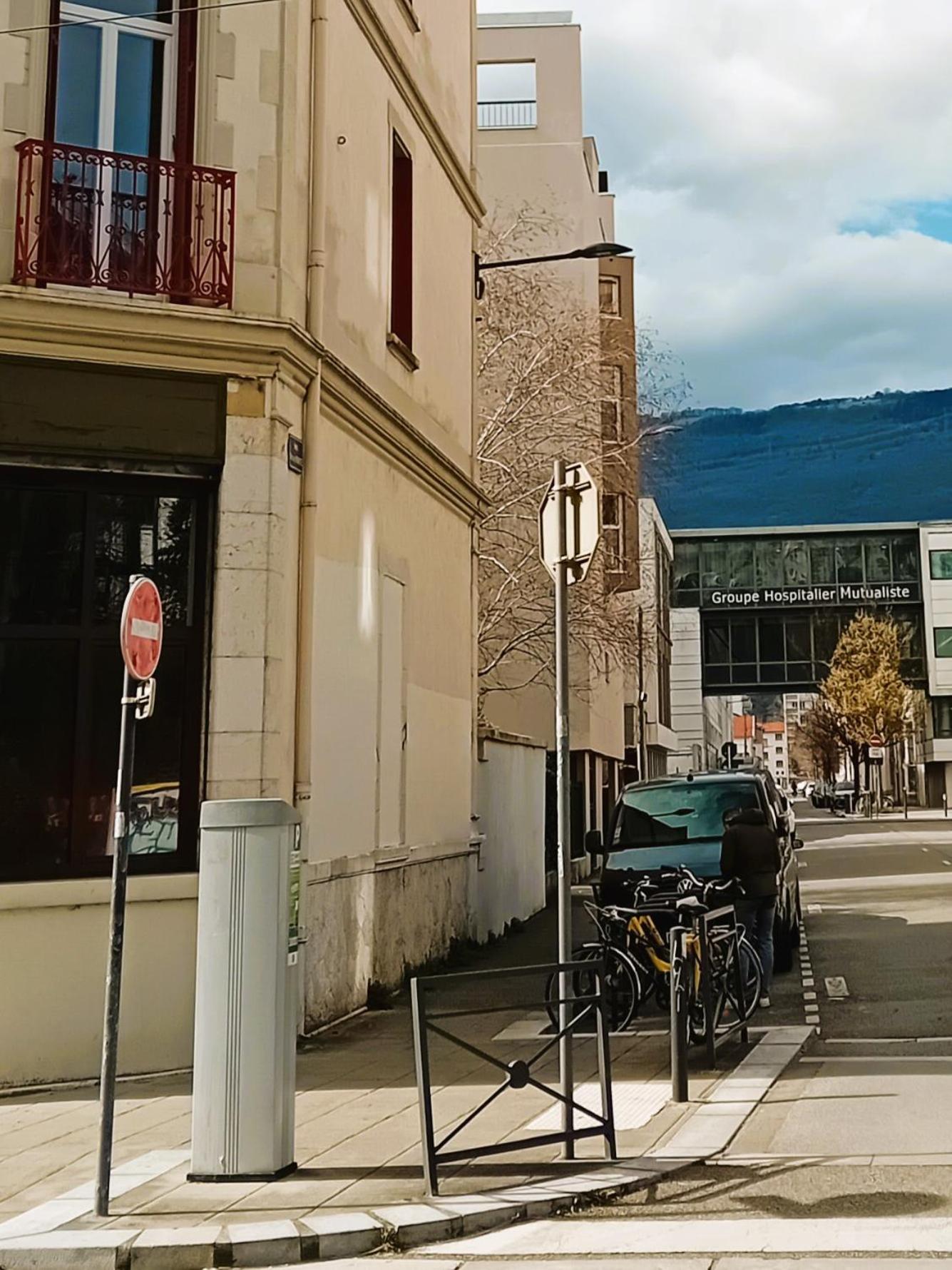 101 - Appart Renove Avec 1 Chambre Spacieuse - Tram Et Clinique Mutualiste A 1 Min Grenoble Exterior foto